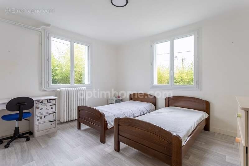 Maison à BELLERIVE-SUR-ALLIER