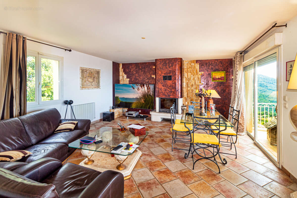 Autre à ECCICA-SUARELLA