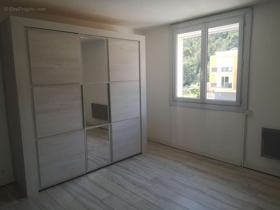 Appartement à LA GARDE