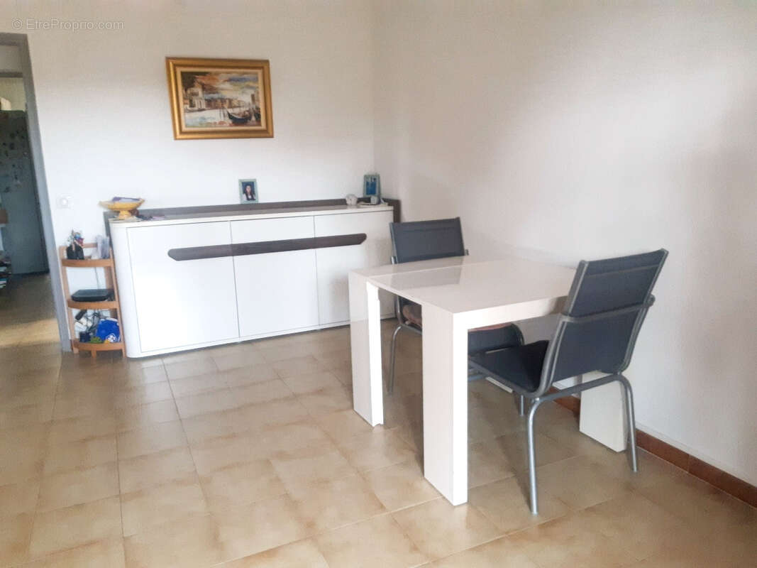 Appartement à CARQUEIRANNE