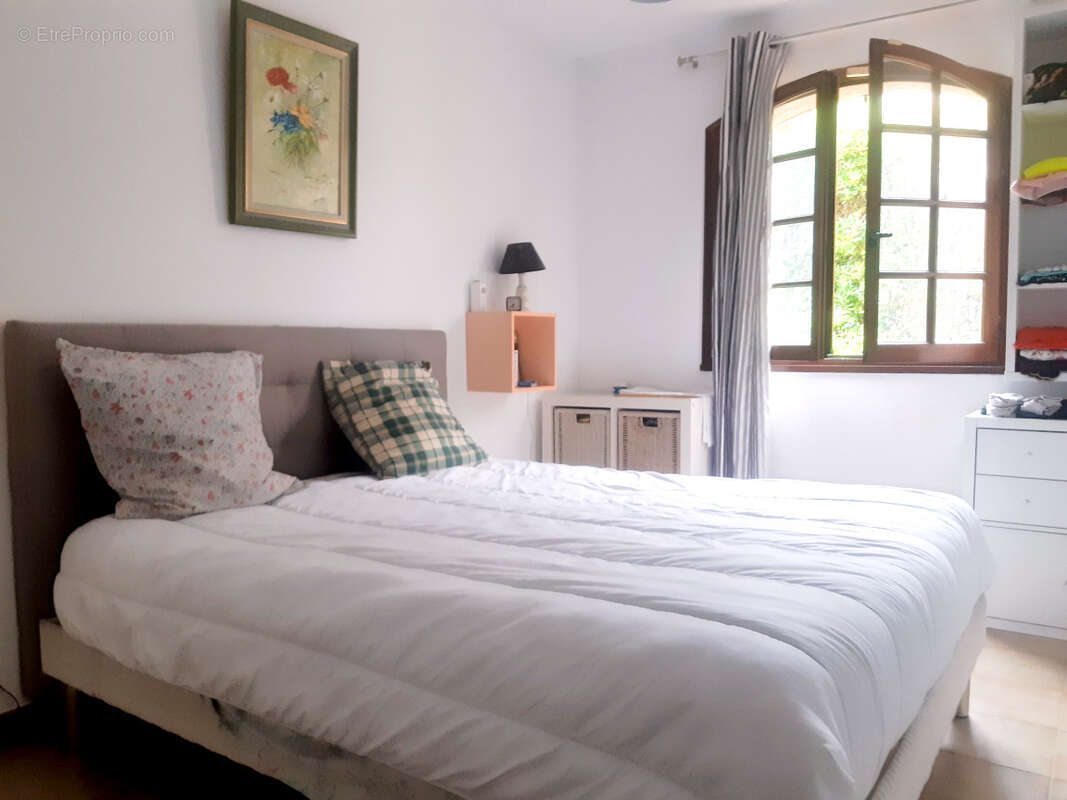 Appartement à CARQUEIRANNE