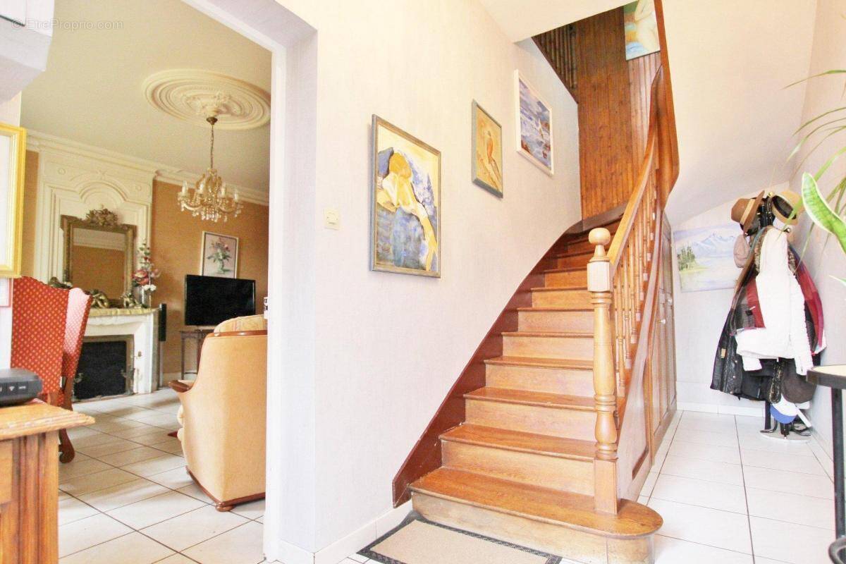 Maison à BRION-PRES-THOUET