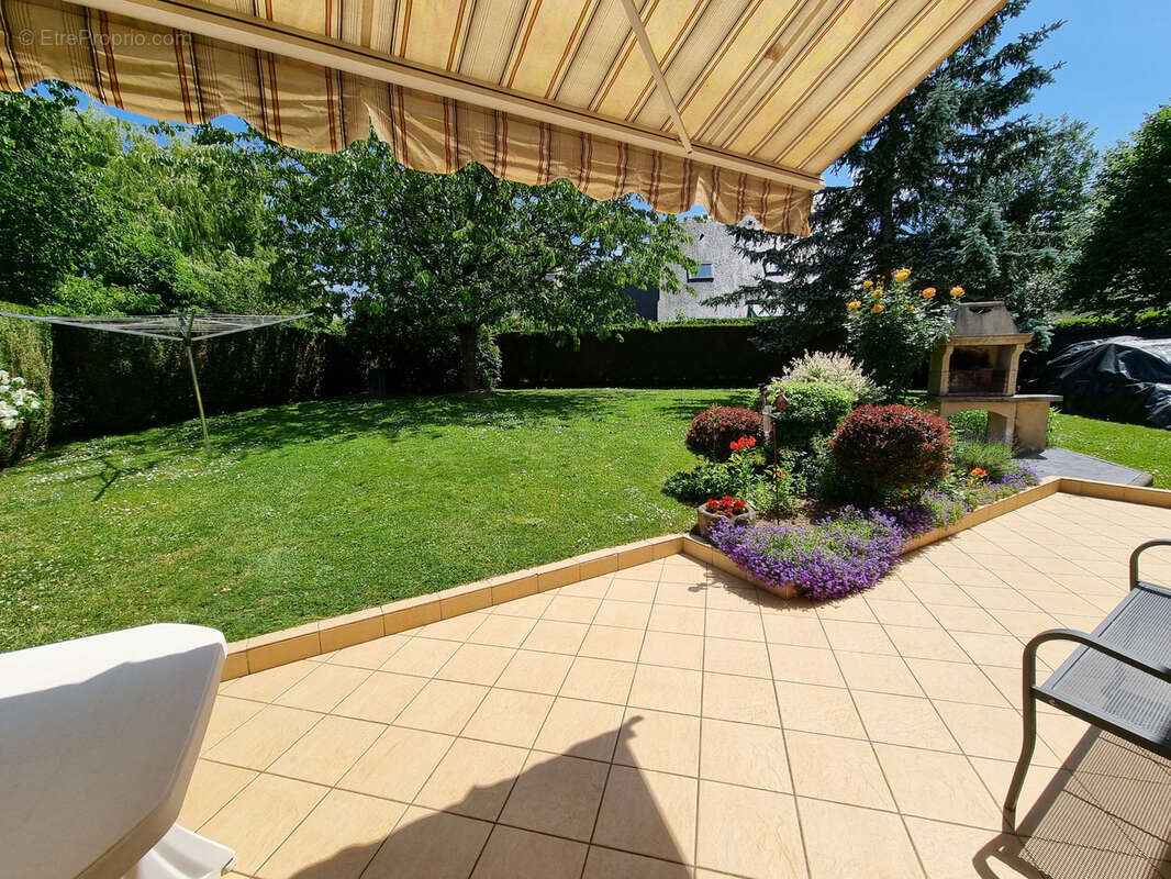 Maison à NOYAL-CHATILLON-SUR-SEICHE