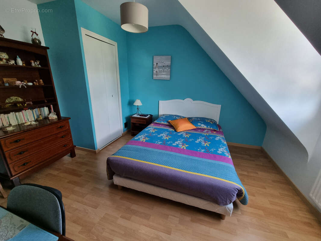 Maison à NOYAL-CHATILLON-SUR-SEICHE