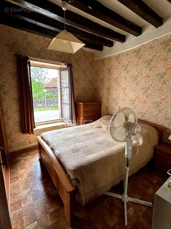 Maison à CHAMPCEVRAIS