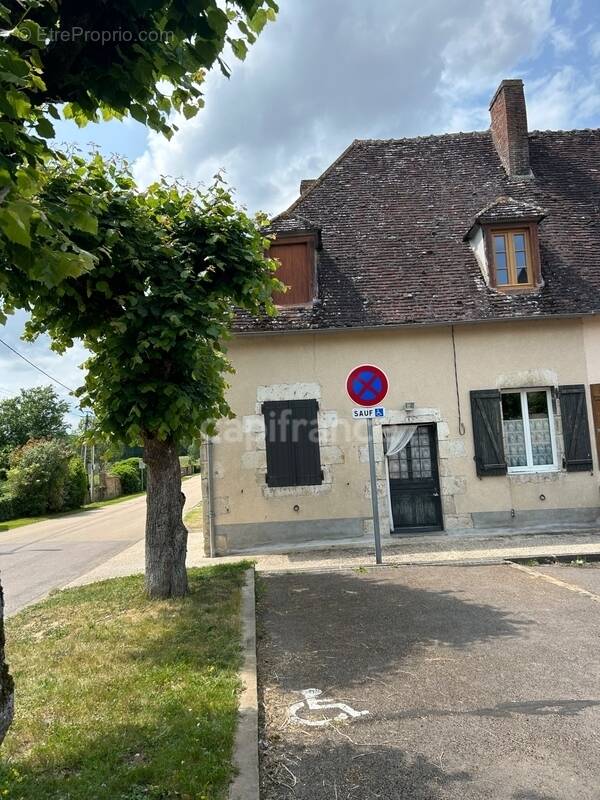 Maison à CHAMPCEVRAIS