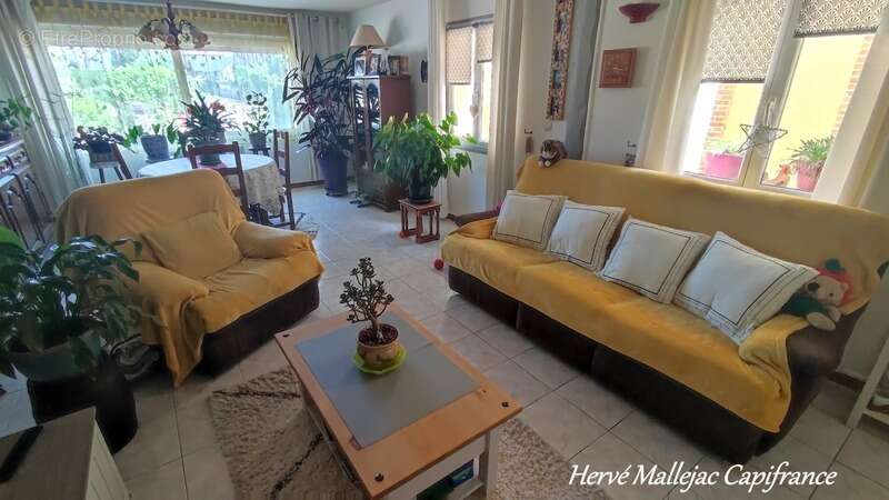 Maison à SAINT-PIERRE-EN-PORT