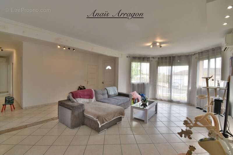 Maison à VILLENEUVE-SUR-LOT