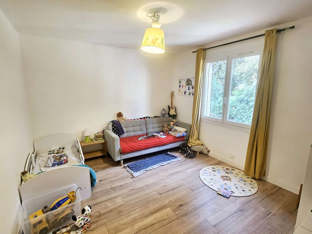 Maison à BORMES-LES-MIMOSAS