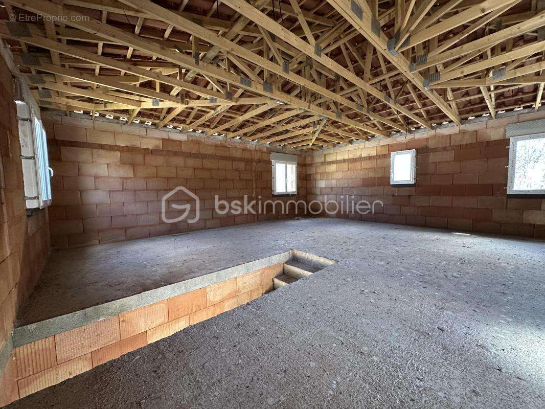 Maison à LES SALLES-DU-GARDON