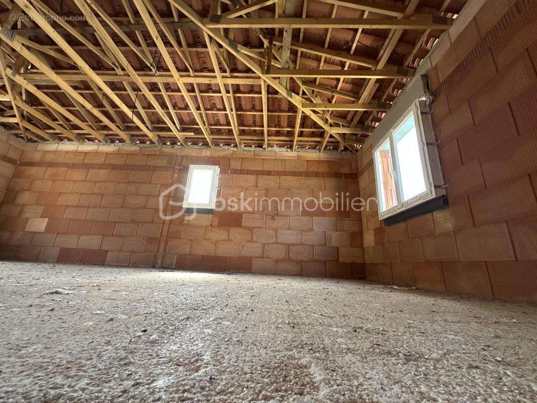 Maison à LES SALLES-DU-GARDON