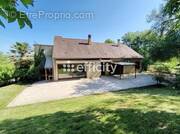 Maison à MEZIERES-SUR-SEINE