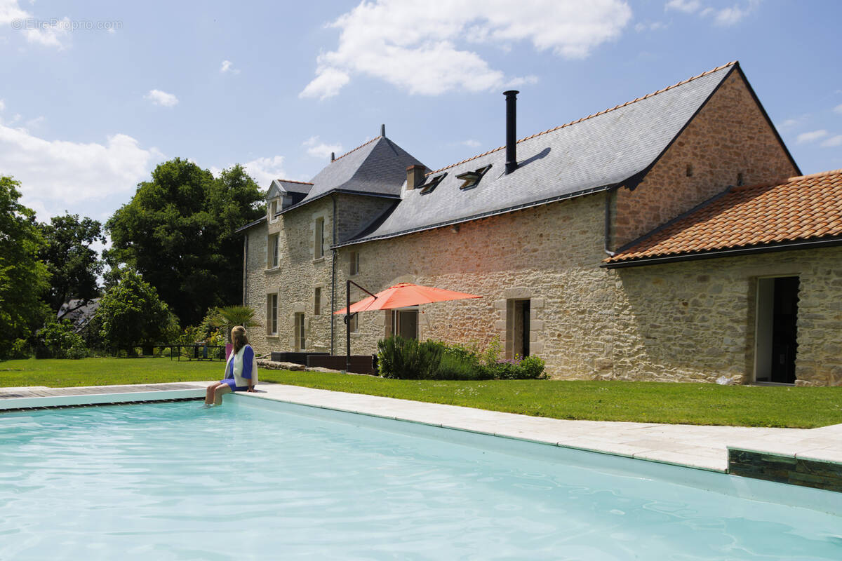 Maison à TREILLIERES
