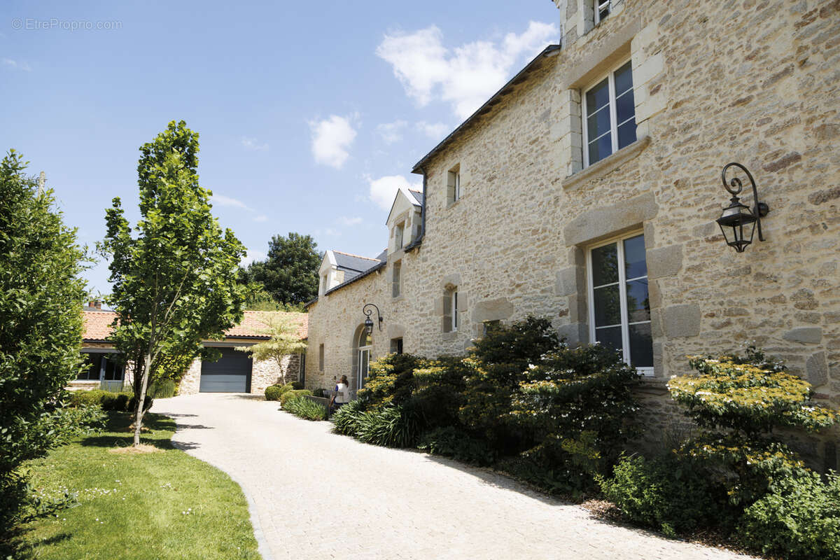 Maison à TREILLIERES
