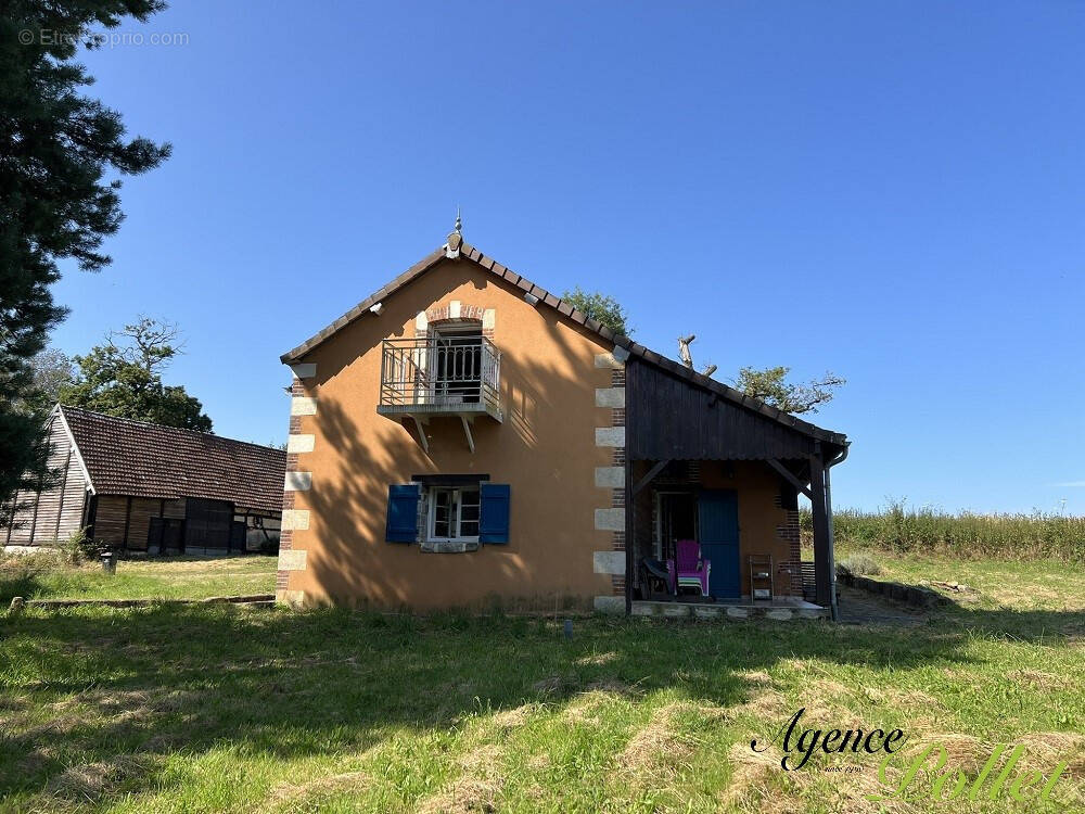 Maison à AUBIGNY-SUR-NERE