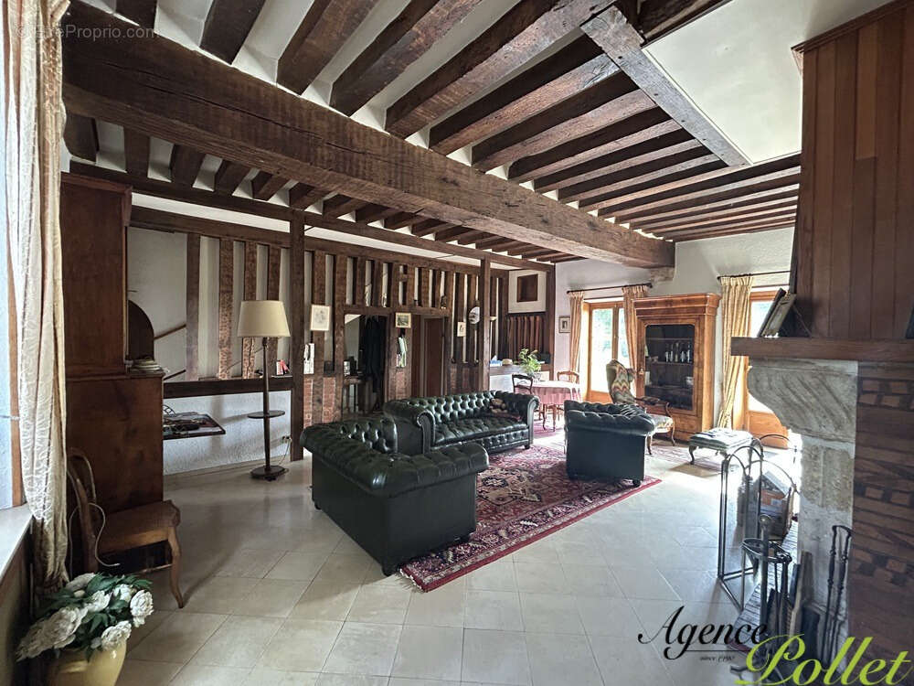 Maison à POILLY-LEZ-GIEN