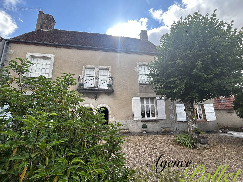 Maison à POILLY-LEZ-GIEN