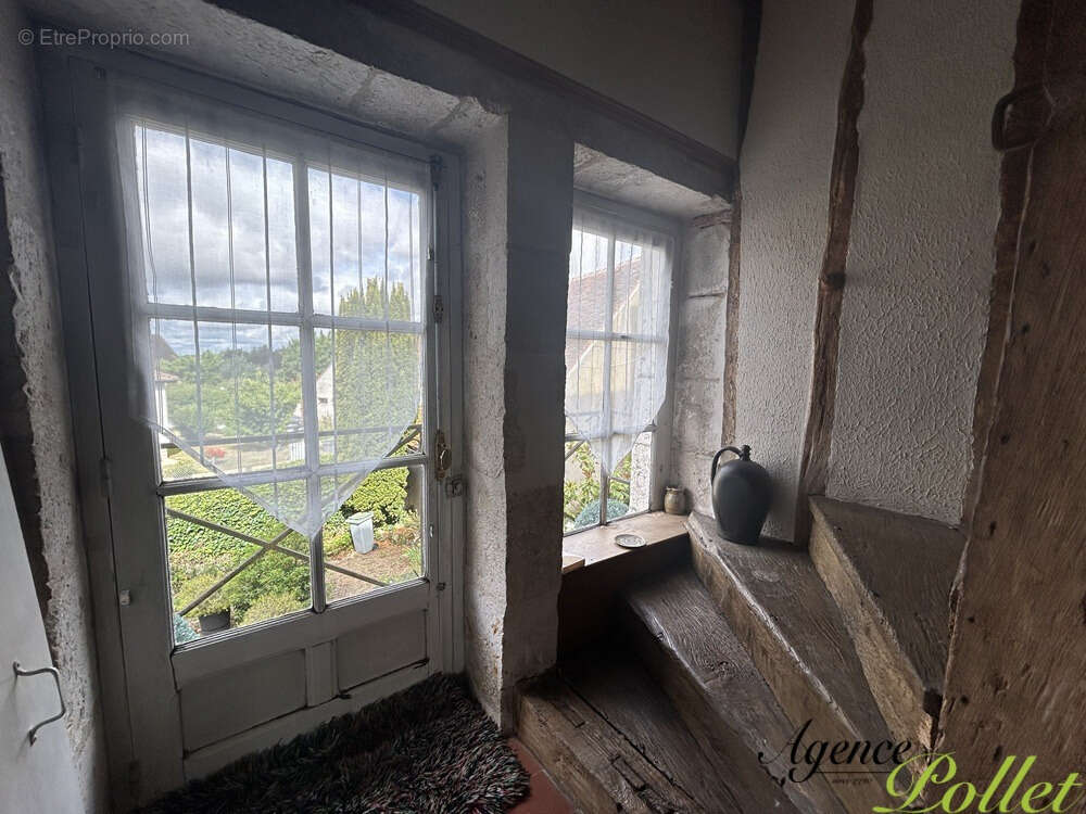 Maison à POILLY-LEZ-GIEN