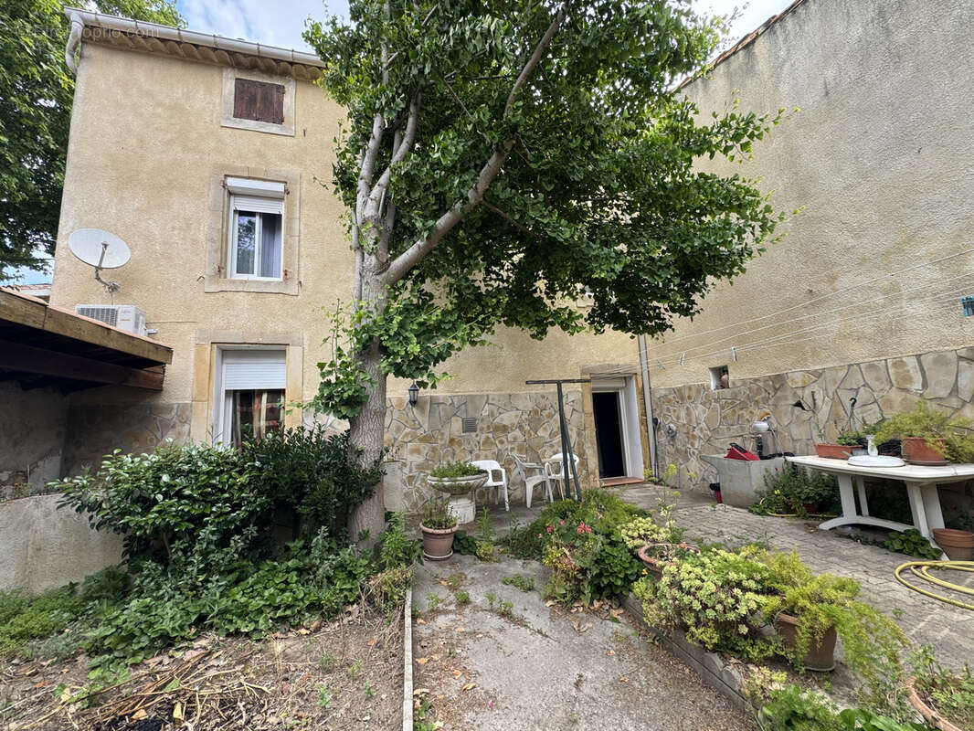 Maison à SALLES-D&#039;AUDE