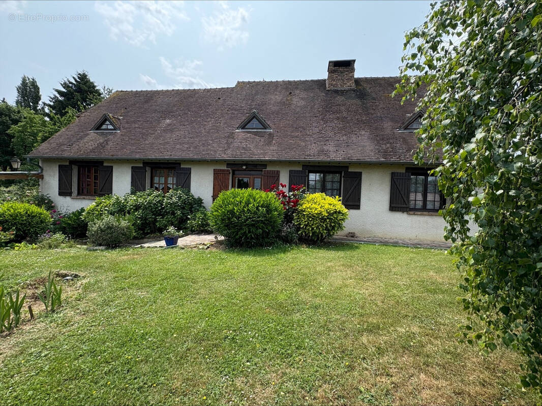 Maison à ULLY-SAINT-GEORGES