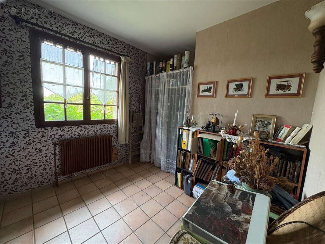 Maison à ULLY-SAINT-GEORGES