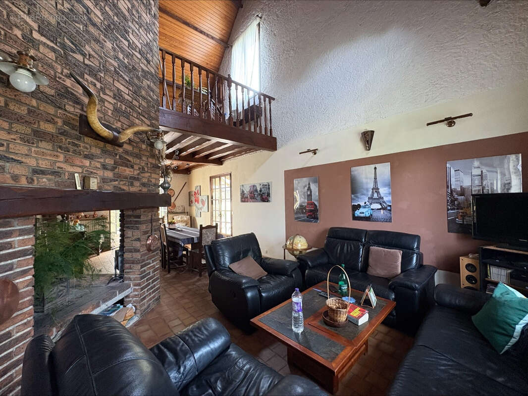 Maison à ULLY-SAINT-GEORGES