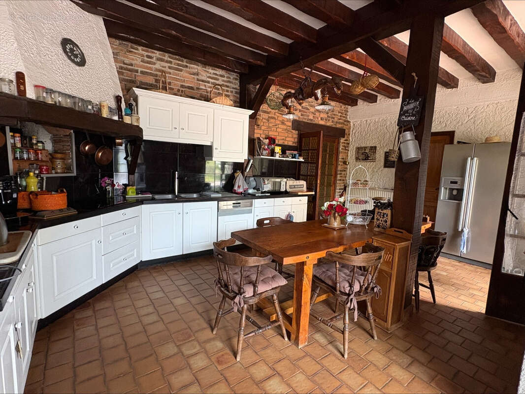 Maison à ULLY-SAINT-GEORGES