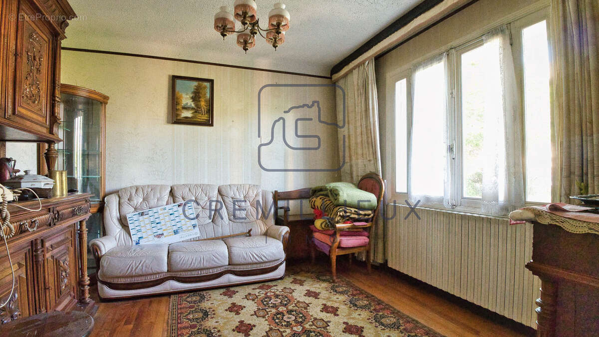 Maison à SAINT-PERAY