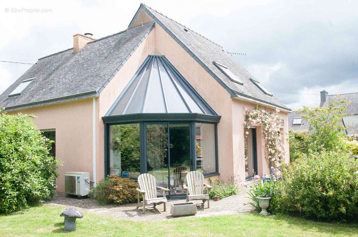 Maison à PLEYBER-CHRIST