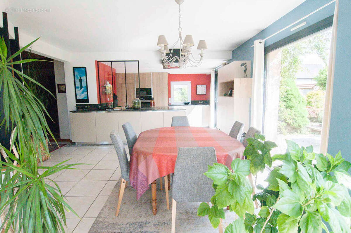 Maison à PLEYBER-CHRIST