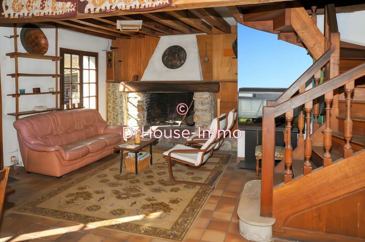 Maison à BUSSY-SAINT-GEORGES