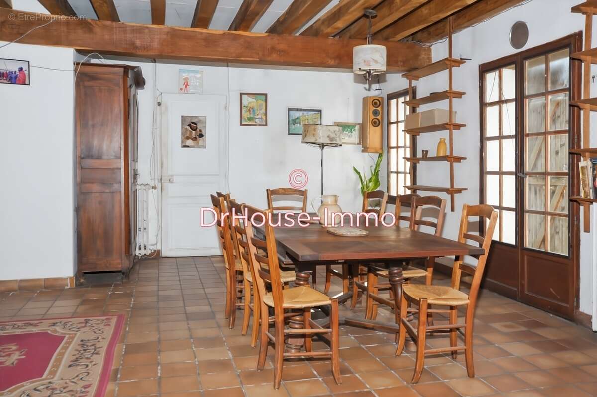 Maison à BUSSY-SAINT-GEORGES