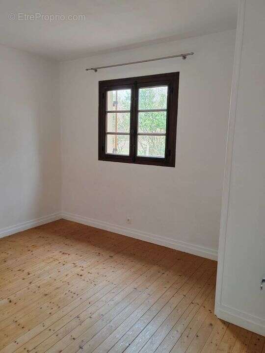 Saint Sauveur- 2 chambres- terrain 2133m²- Calme- proximité - Maison à SAINT-SAUVEUR