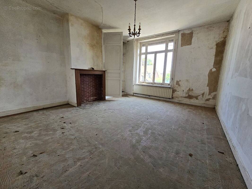 Maison à SAINT-ETIENNE-AU-MONT