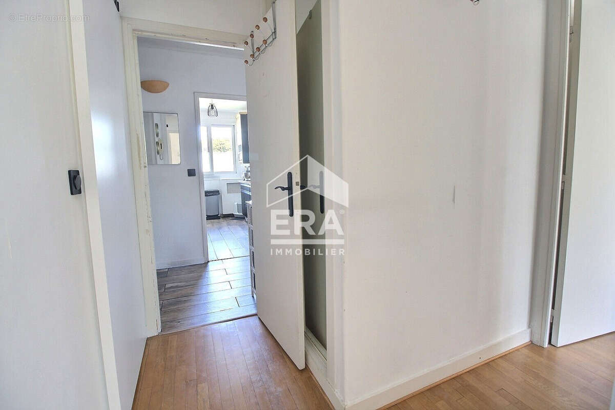 Appartement à LE PLESSIS-ROBINSON