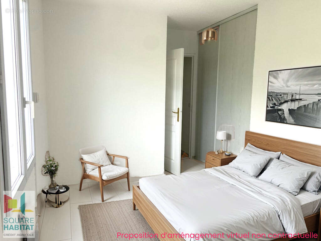 Appartement à FREJUS