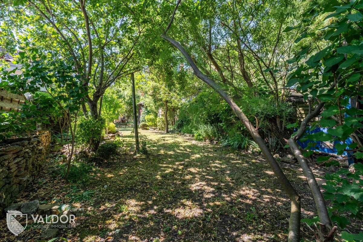 Maison à POUILLY-LE-MONIAL