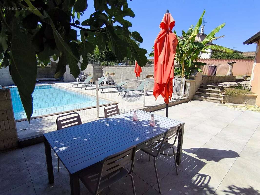 Maison à VILLEFRANCHE-SUR-SAONE