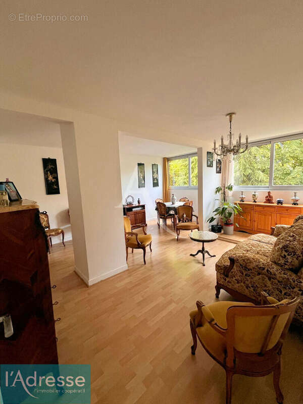 Appartement à SAVIGNY-SUR-ORGE