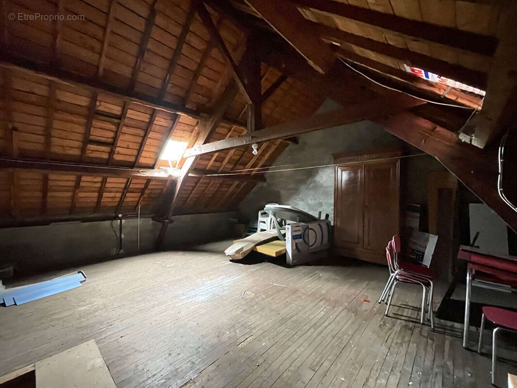 Maison à LA CHAPELLE-DES-MARAIS