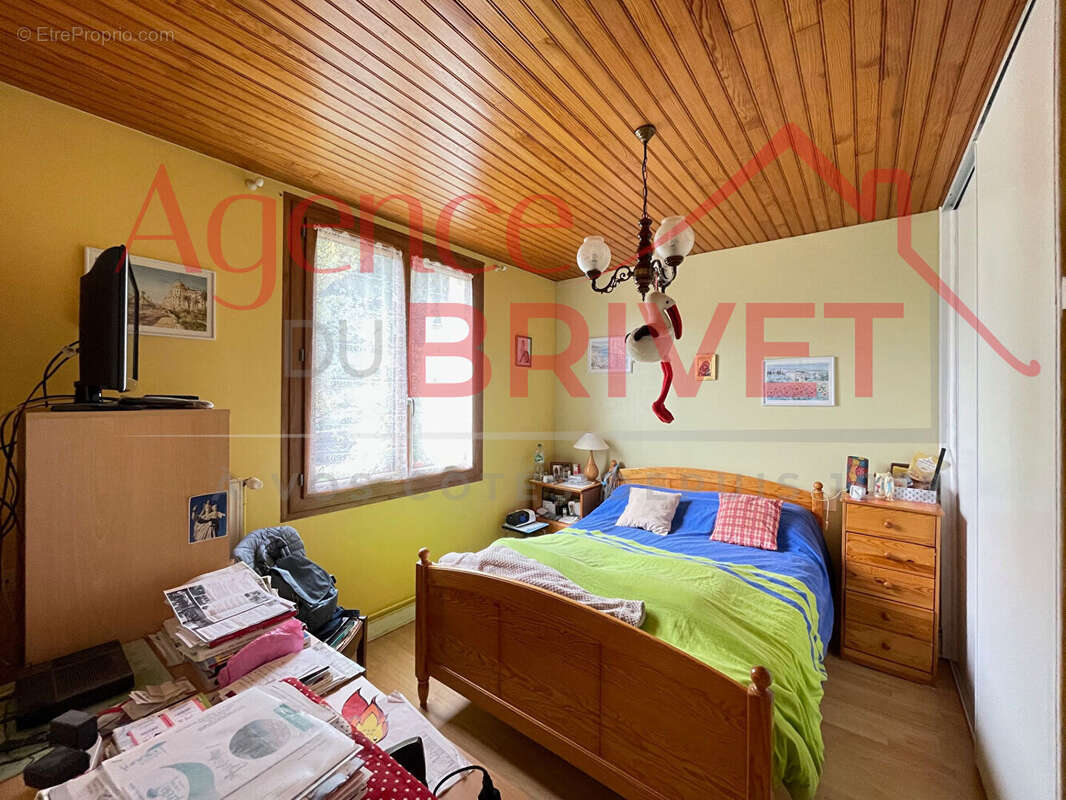 Maison à LA CHAPELLE-DES-MARAIS