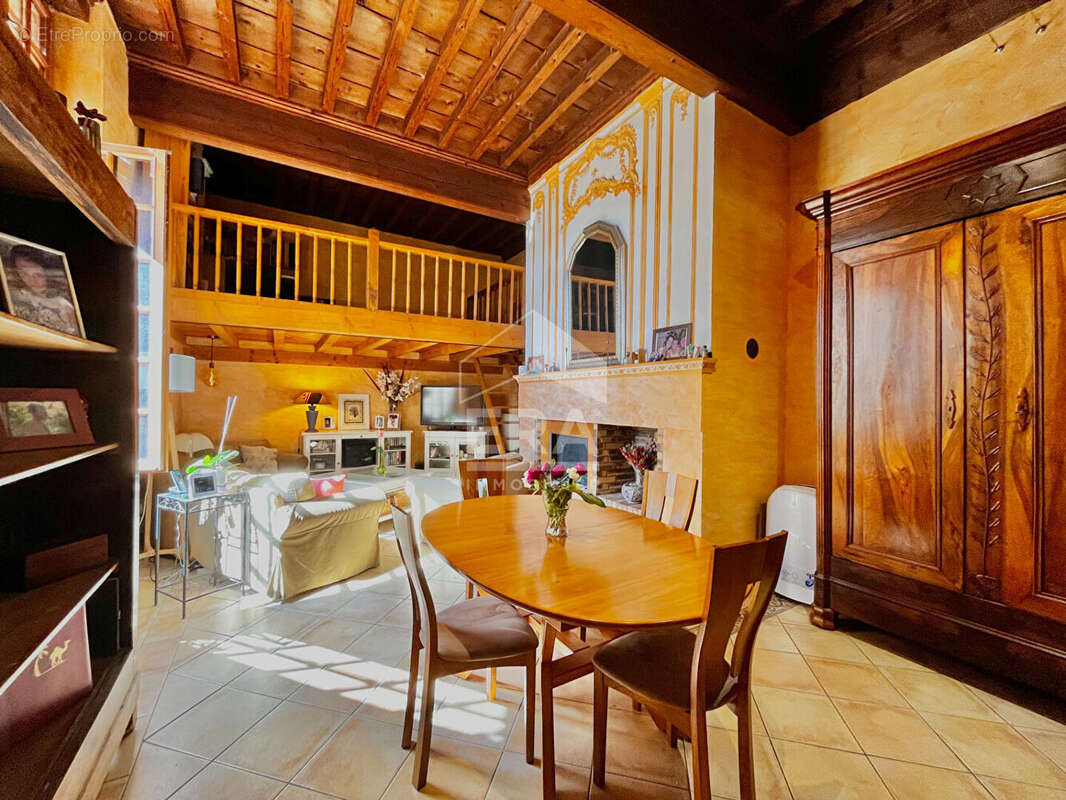 Maison à LISLE-SUR-TARN