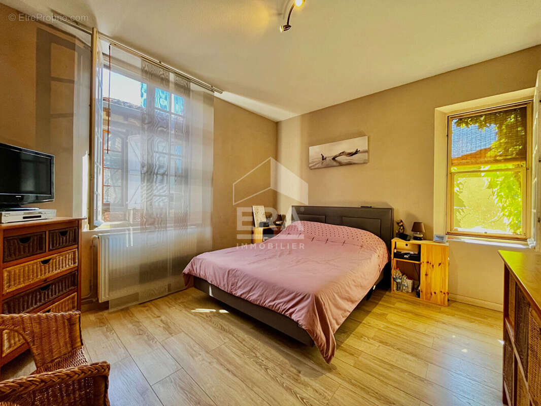 Maison à LISLE-SUR-TARN