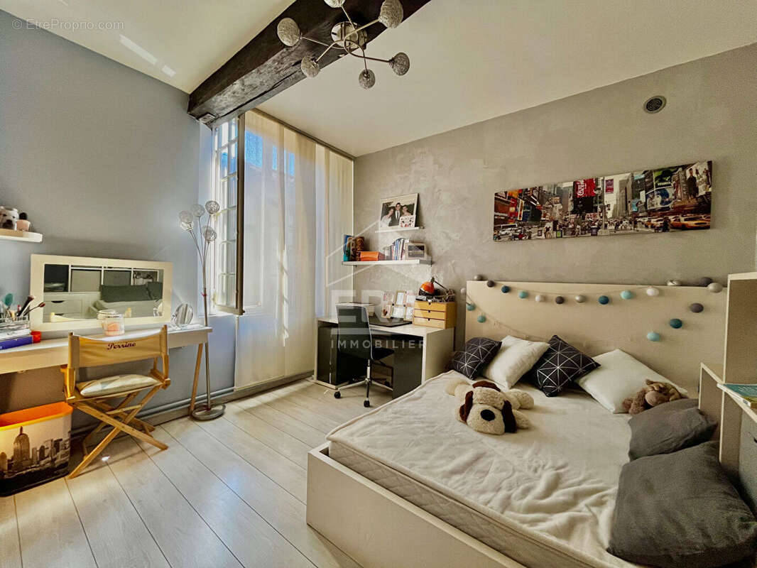 Maison à LISLE-SUR-TARN