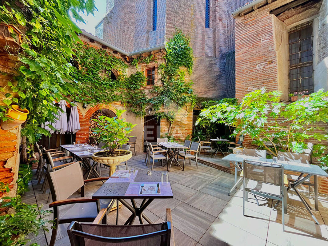 Maison à LISLE-SUR-TARN