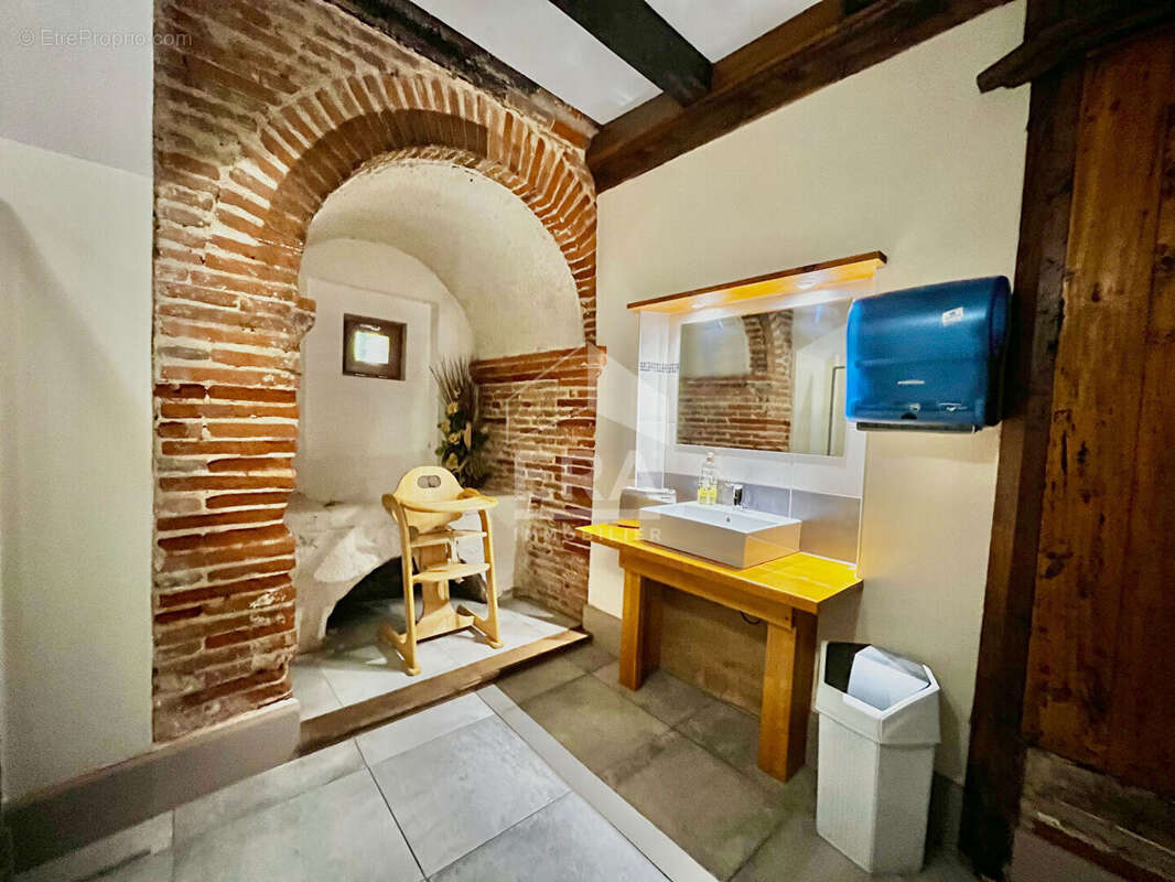 Maison à LISLE-SUR-TARN