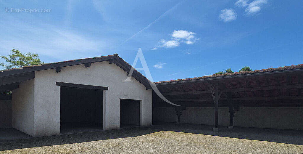 Maison à PUJO-LE-PLAN