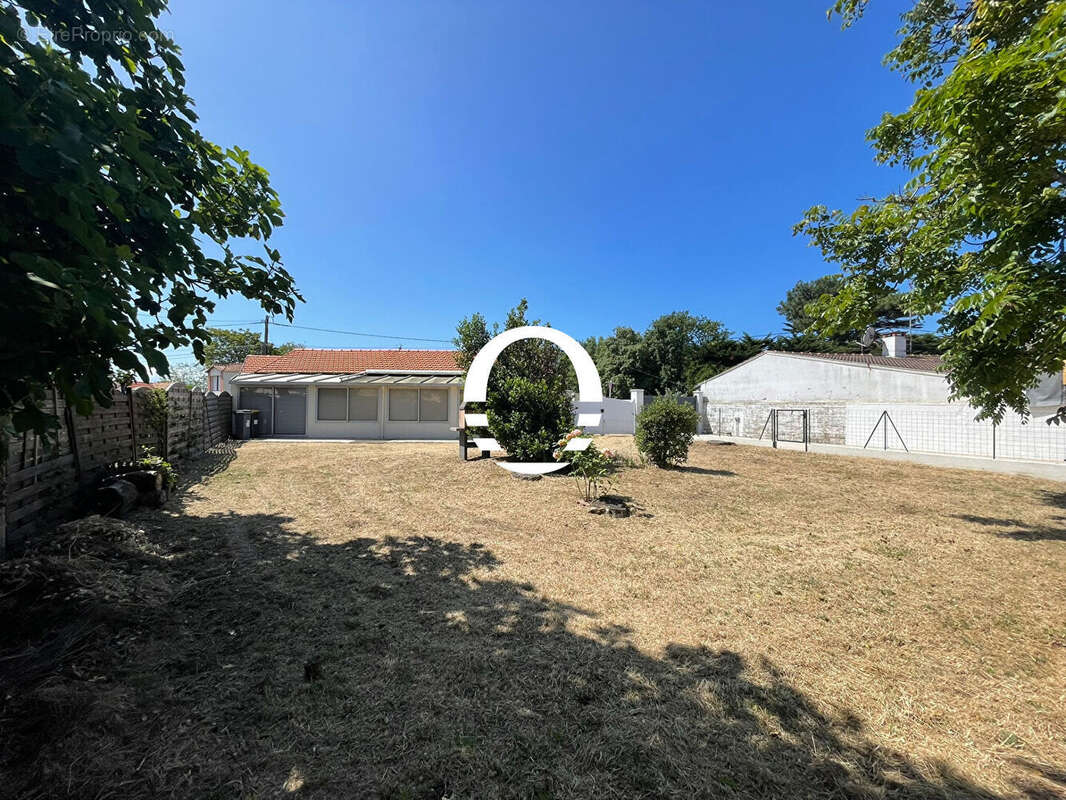 Maison à LA PLAINE-SUR-MER