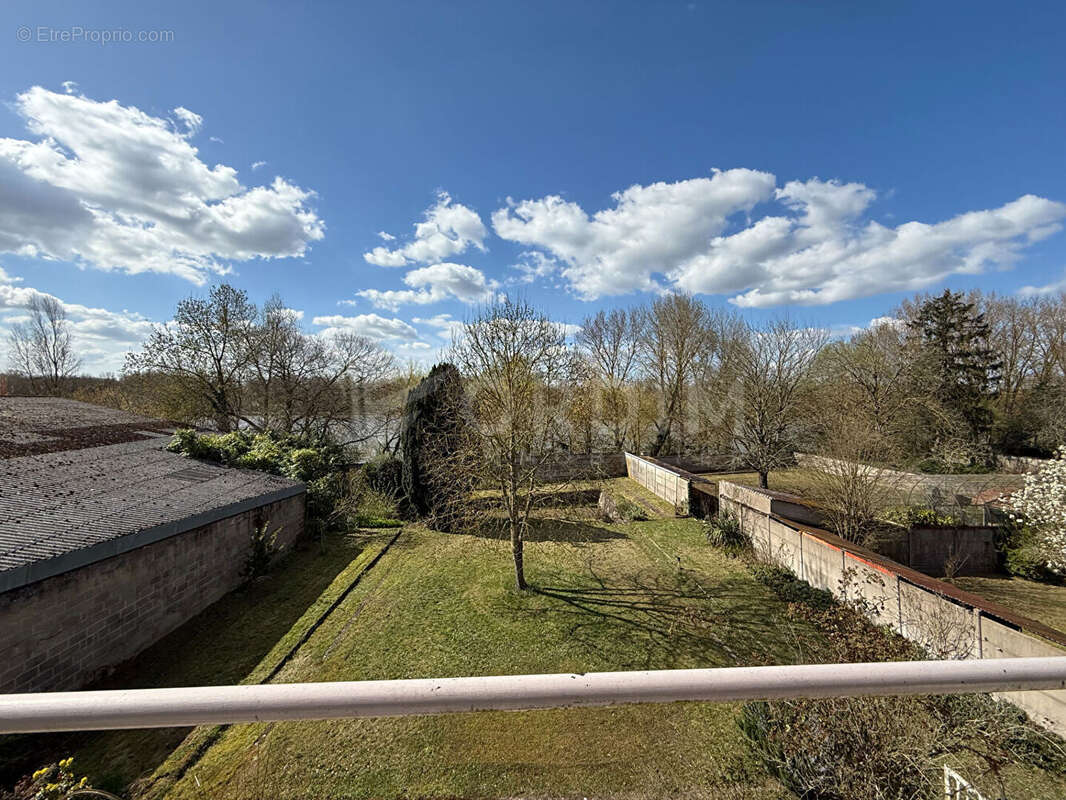 Maison à COSNE-COURS-SUR-LOIRE