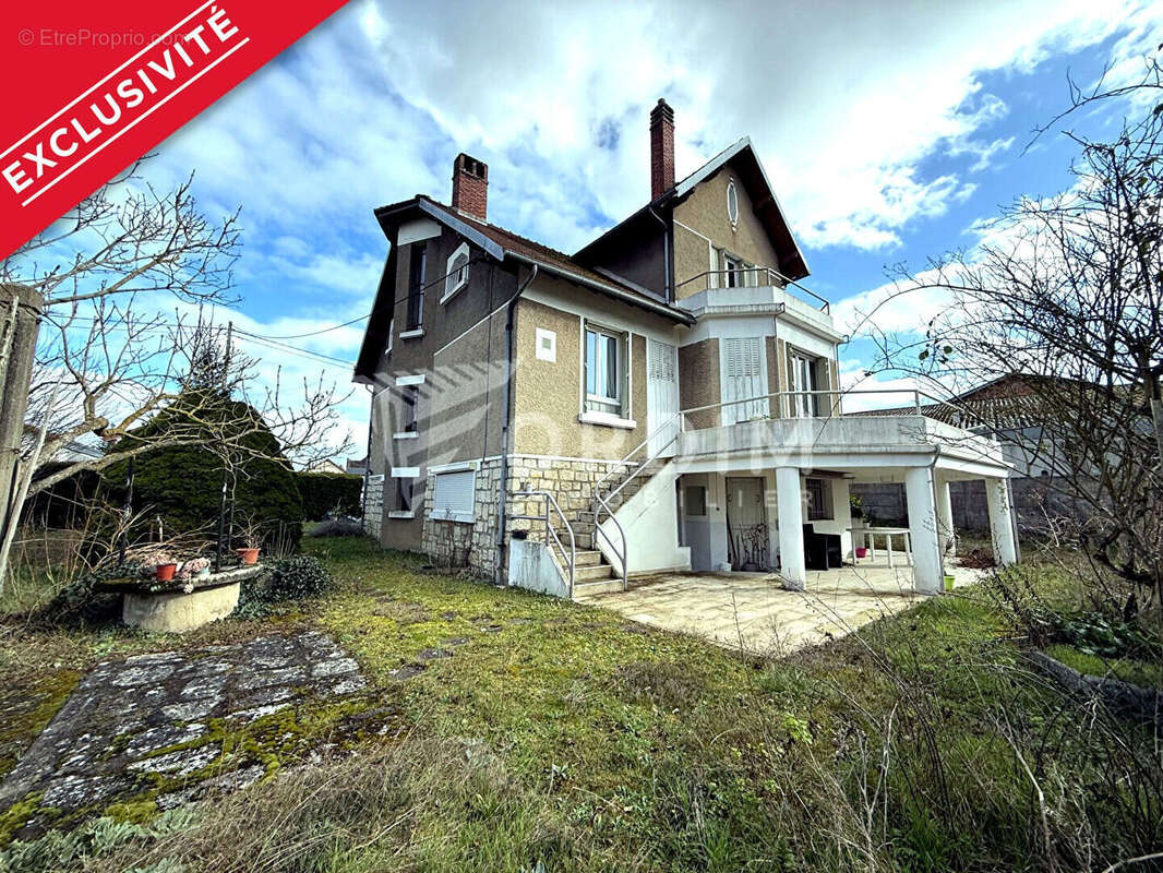 Maison à COSNE-COURS-SUR-LOIRE